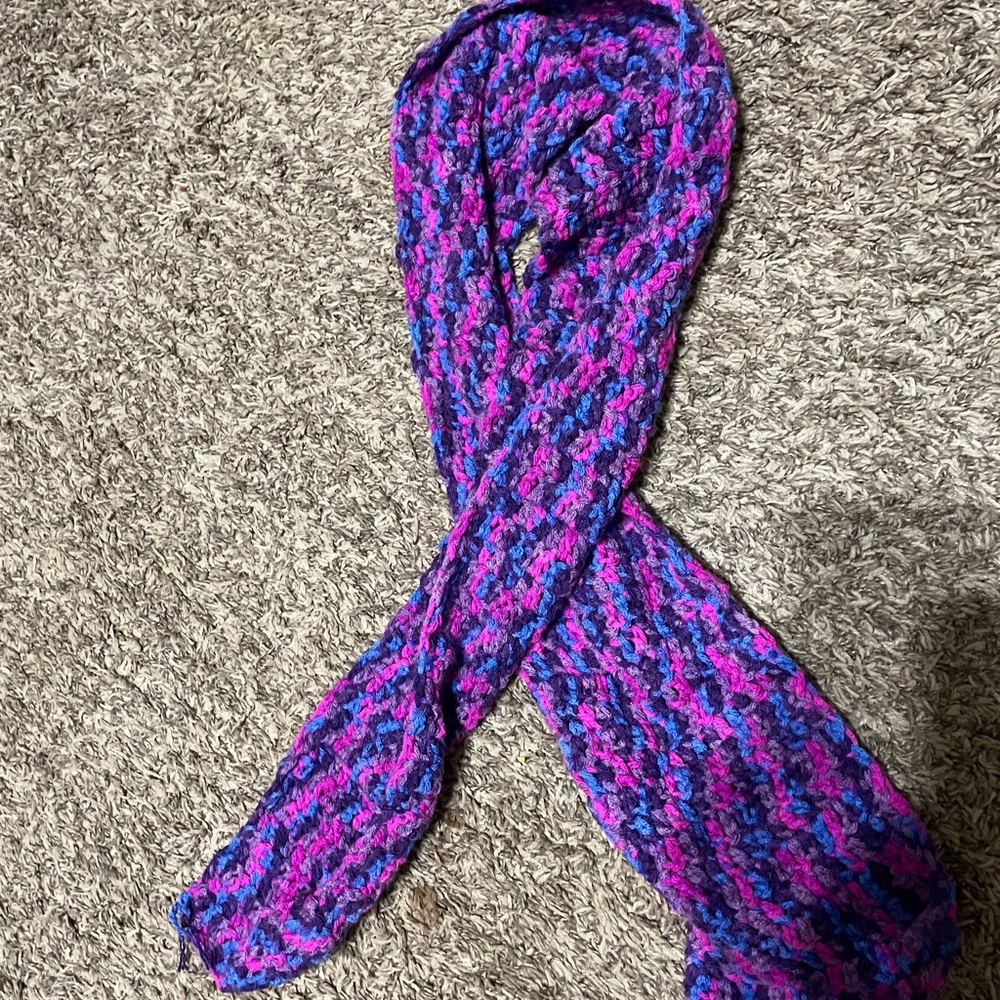 Crocheted scarf
